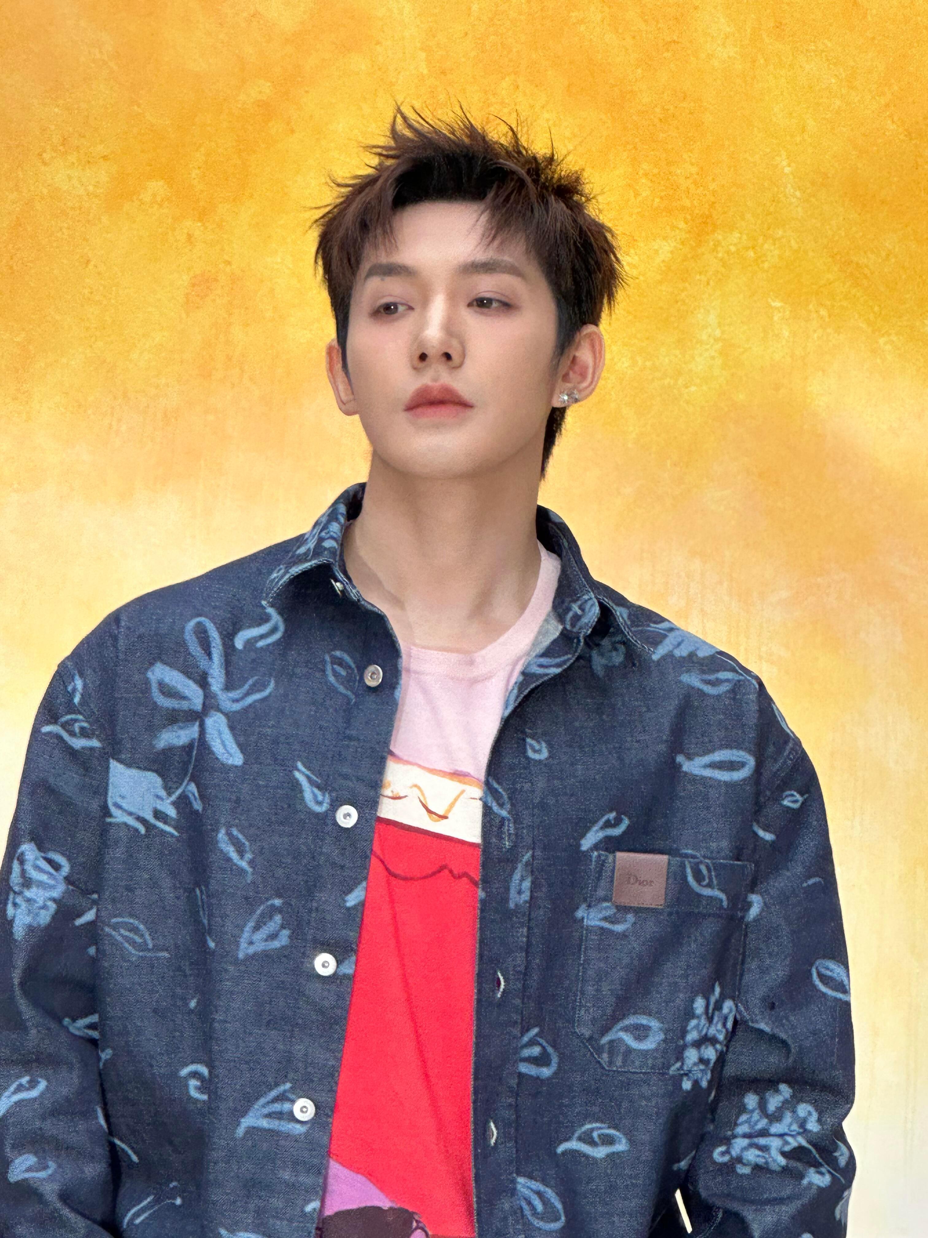 卧槽！为帝牛逼伟大的神颜！ 