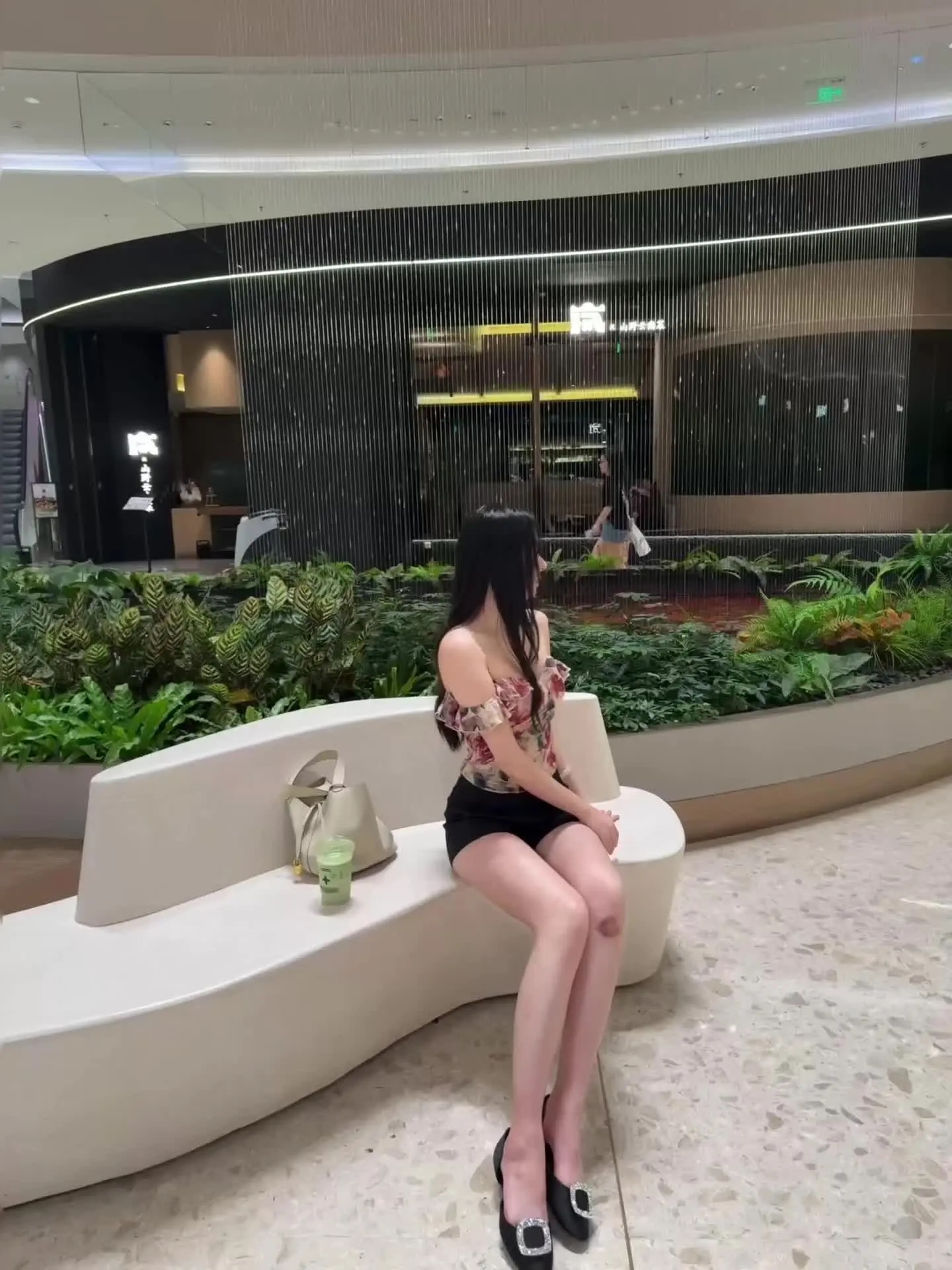 比我萌的人有很多 但比我更无理取闹更恶毒更折磨人的还能有几个