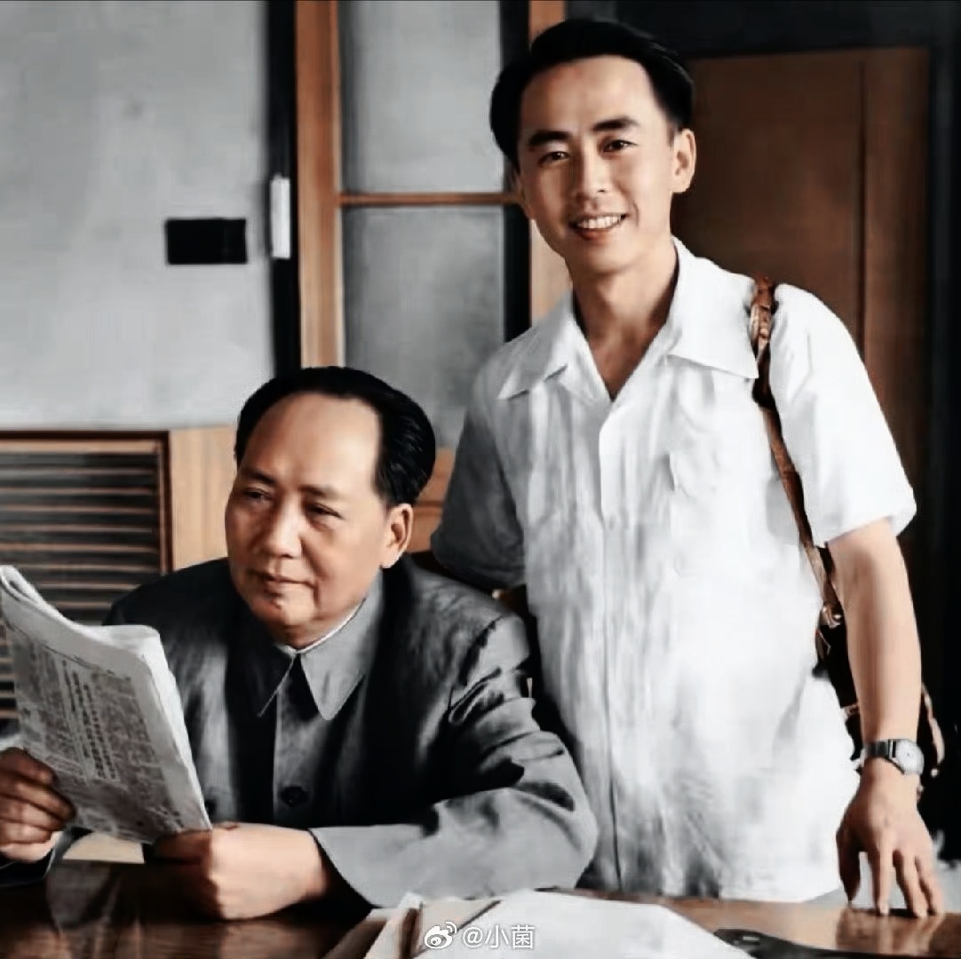 温馨画面: 伟人与理发师珍贵留影！