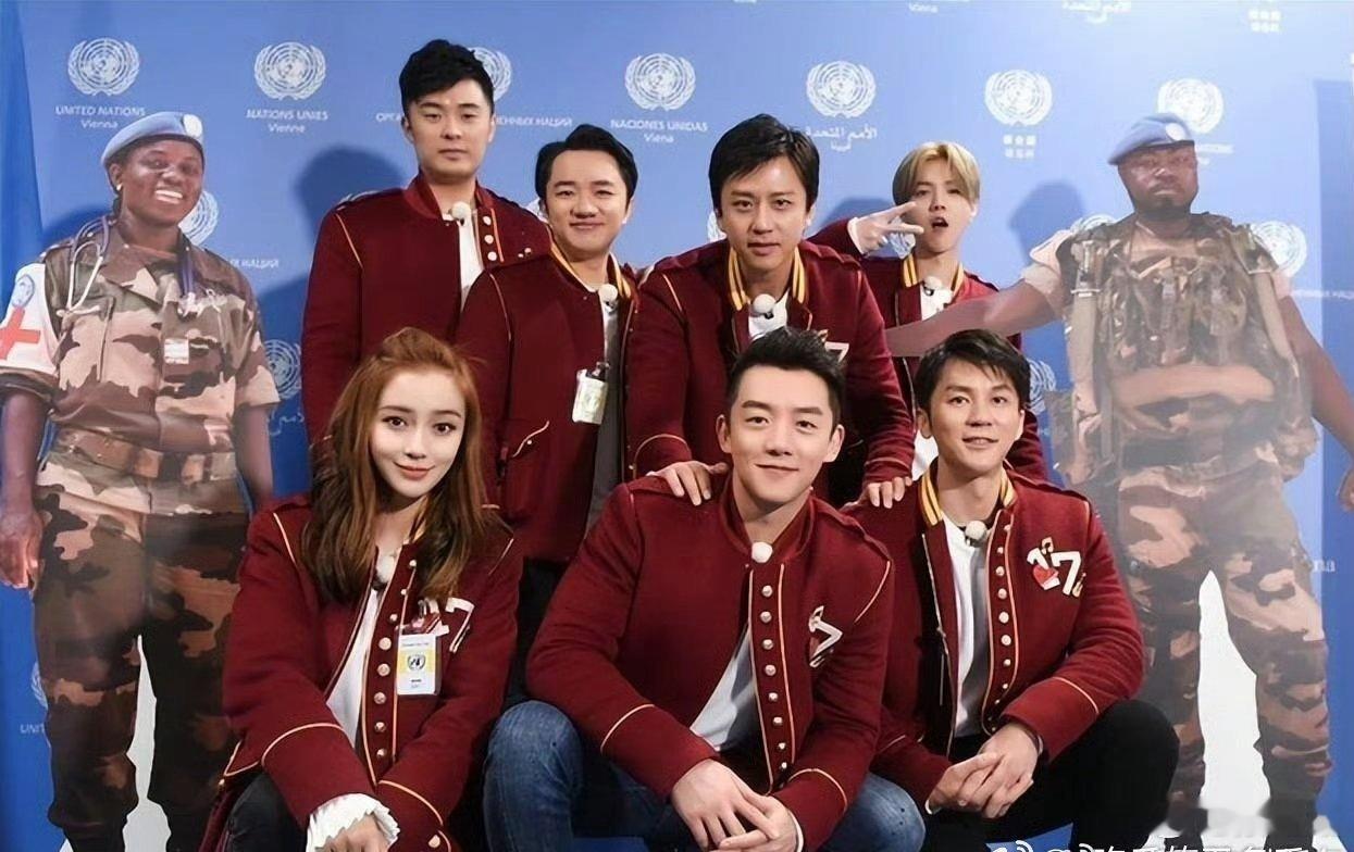 跑男这波是彻底凉透了嘛？😅浙江台的综艺现在是真的越来越拉垮，反观芒果台，综艺界