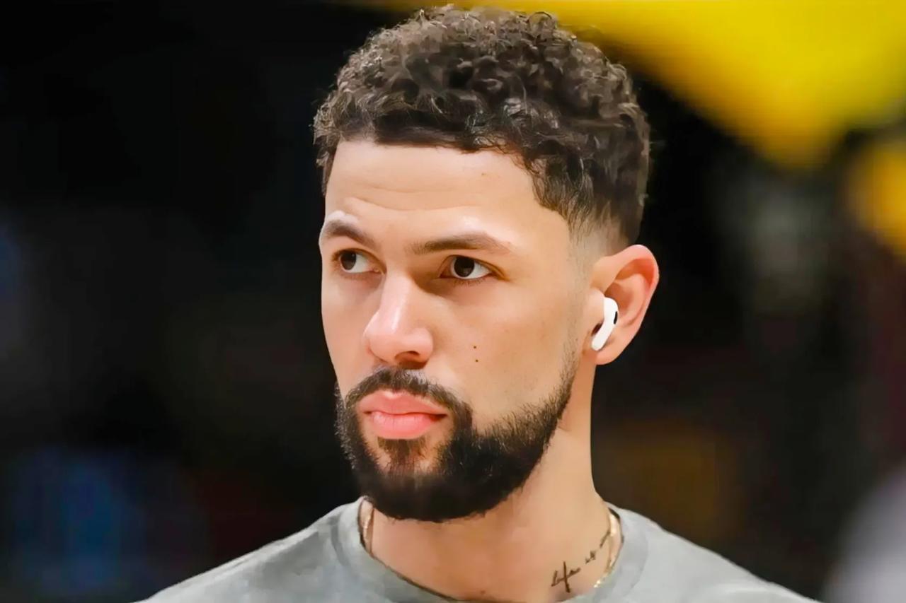 小里弗斯在节目《Ringer NBA Show》中谈到了他自己心目中的历史TOP
