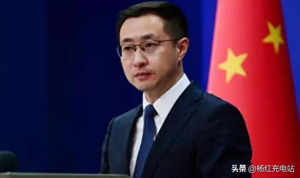 黄岩岛再起风波！菲方要求撤走设施，中方立场鲜明：建设布局势在必行
 
近日黄岩岛