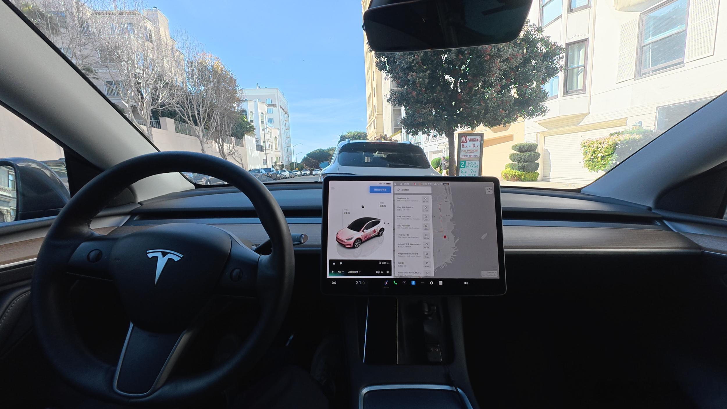 看了小康北美体验上车的特斯拉 Grok 之后还是很感慨的，特斯拉的语音落后了这么