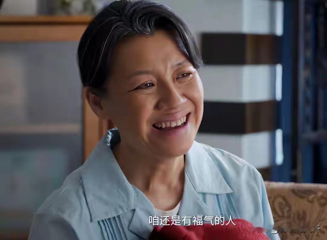 看《生逢其时》突然发现一个特别假的情节，假到可以让整个故事不成立！
      