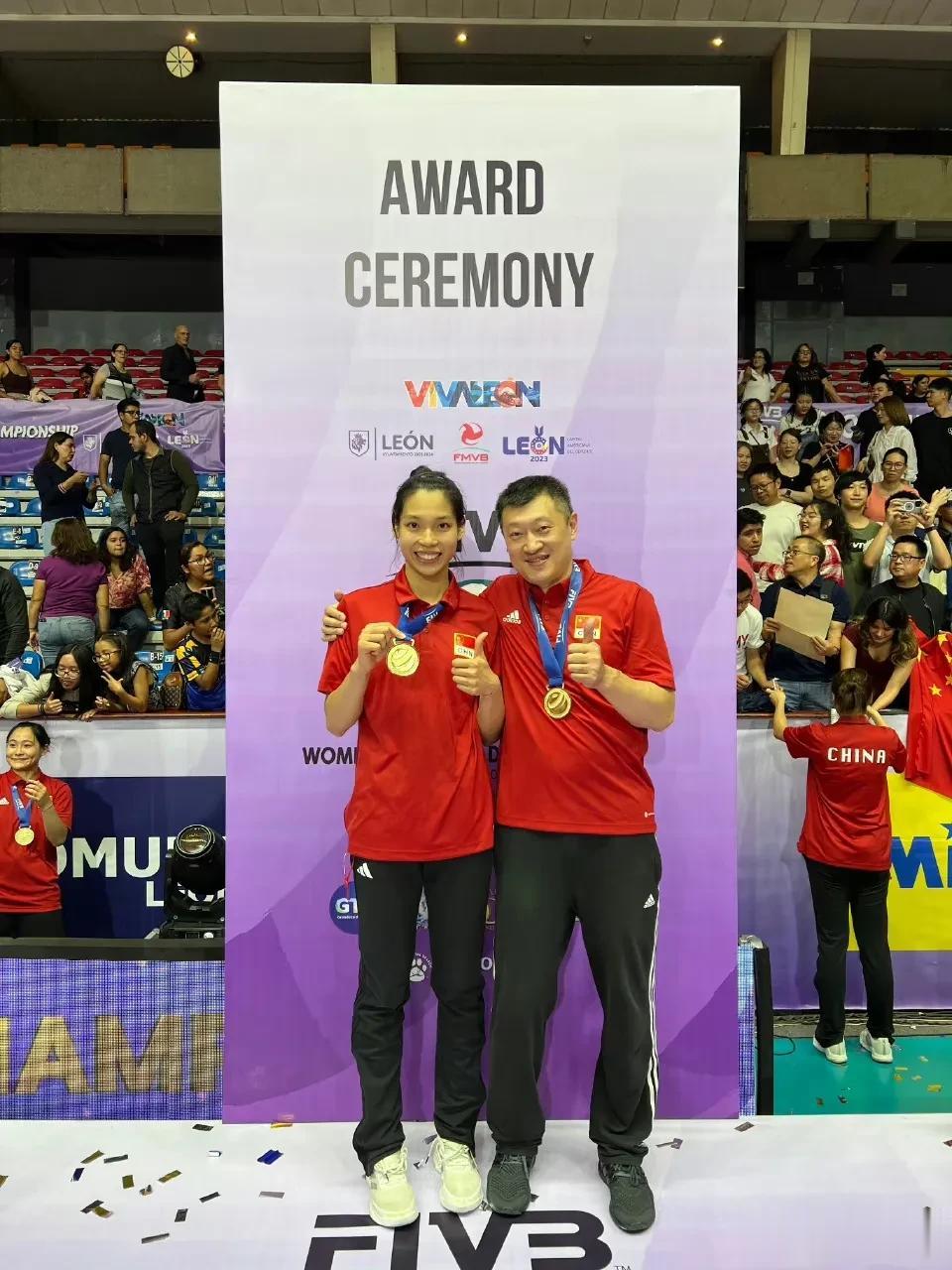 【我们是冠军🥇】 
2023U21女排世青赛中国队在决赛中3:2(19:25/