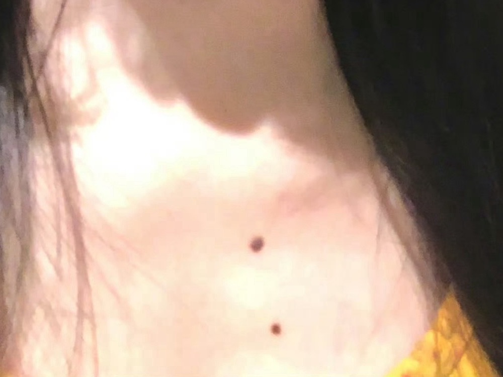 “胸无点墨”师姐胡说 不仅有 还是两点😌 