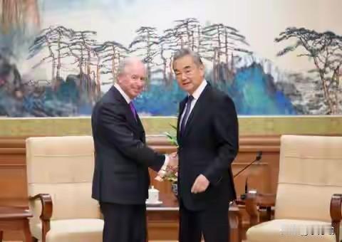 据外媒，中方让黑石集团董事长苏世民传话，怎么和中方打交道。
近日，苏世民在中国受