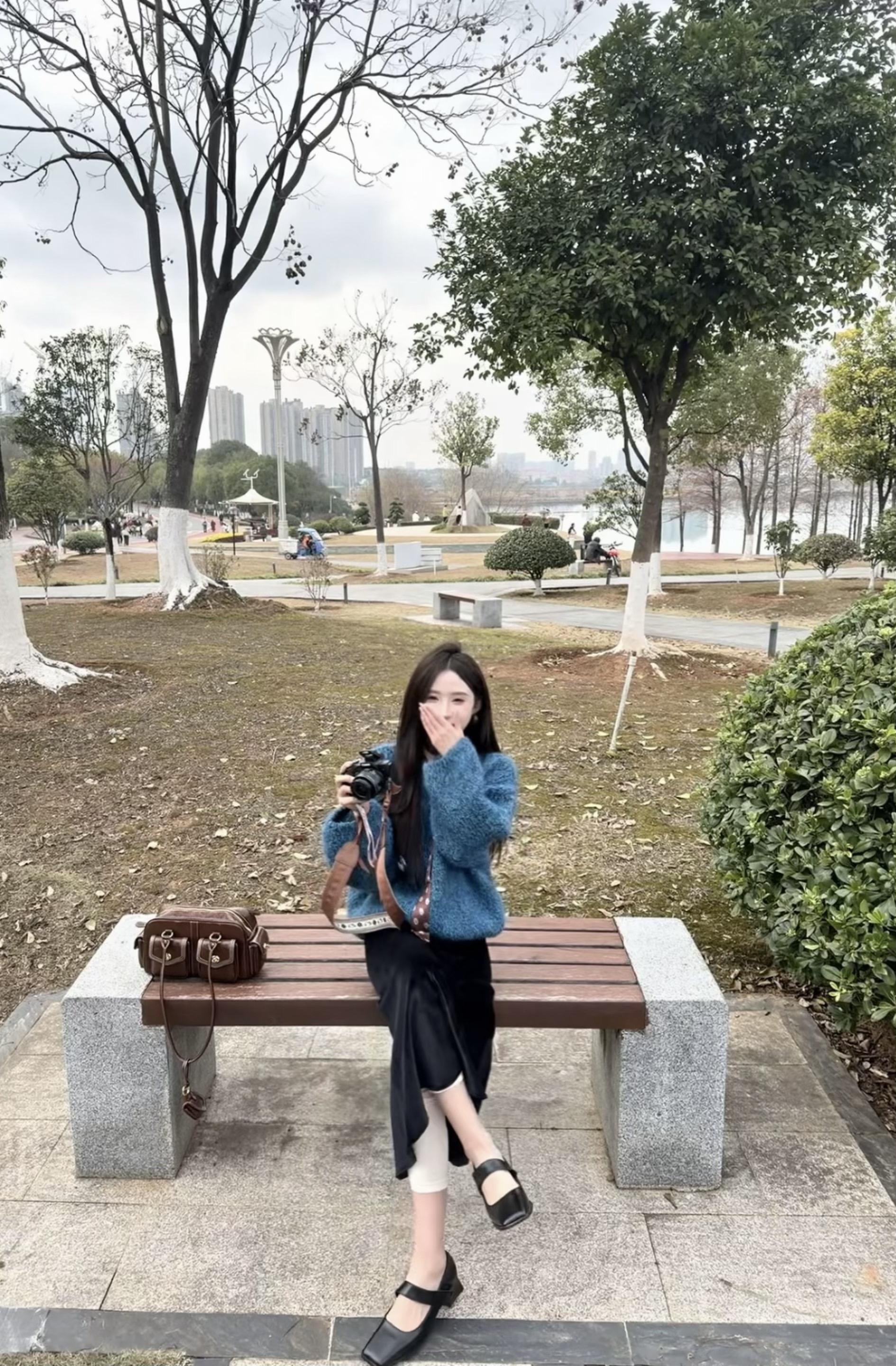 当朋友问我出片有没有什么体面一点的保暖方法