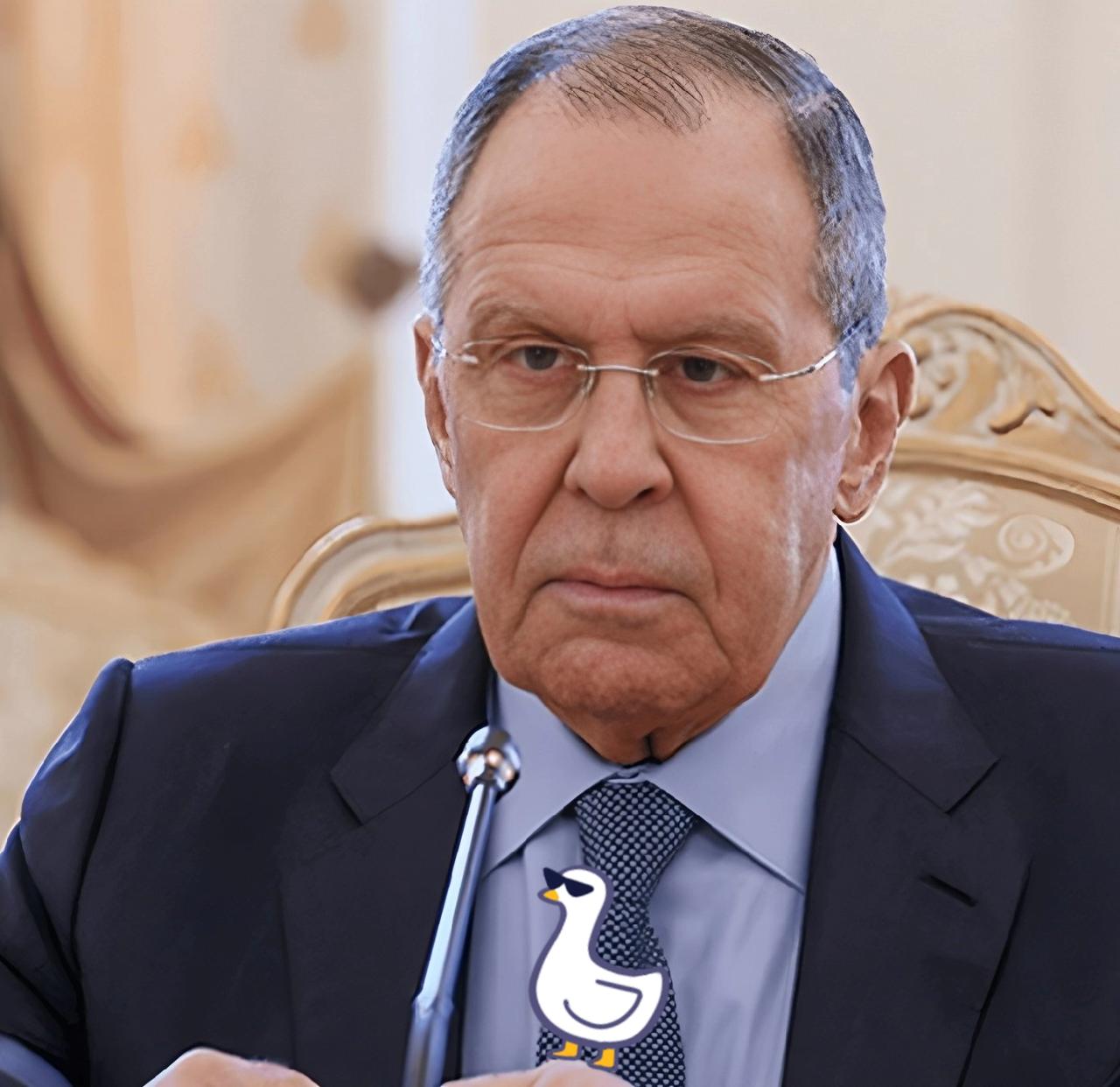 2月9日，俄外长拉夫罗夫表态，俄方绝不允许乌境内部署威胁俄安全的武器；美方在乌问