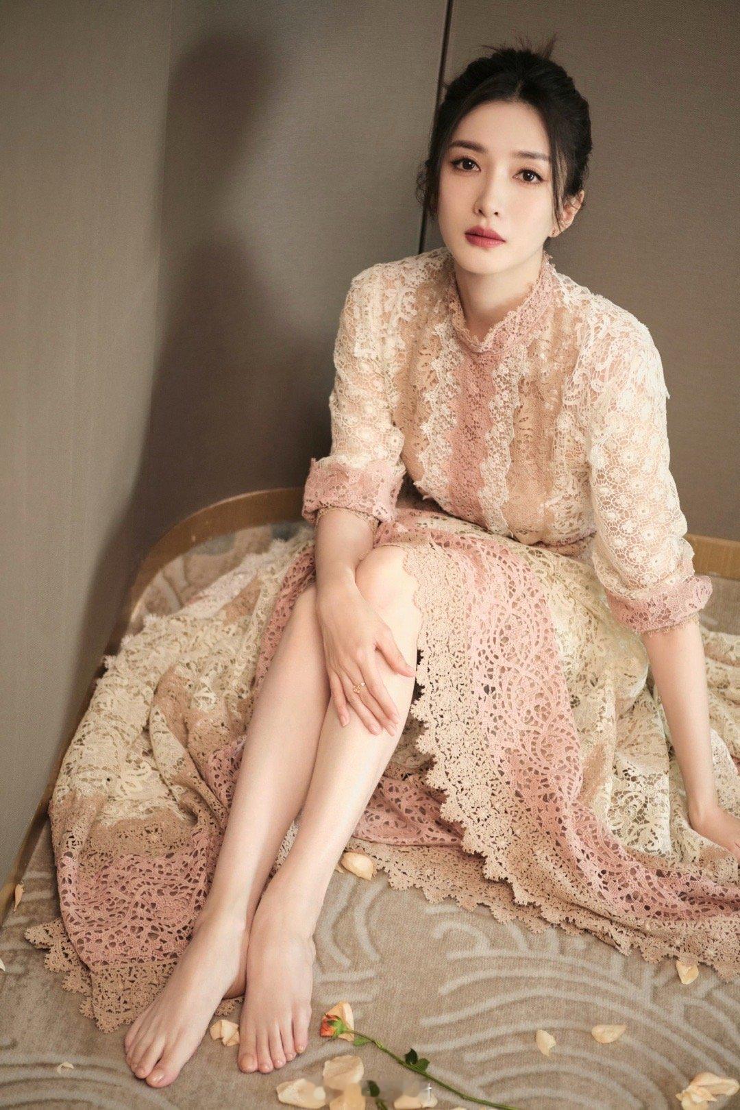 江疏影[锦鲤附体][舔屏][锦鲤附体][舔屏][舔屏][舔屏][色][舔屏][色