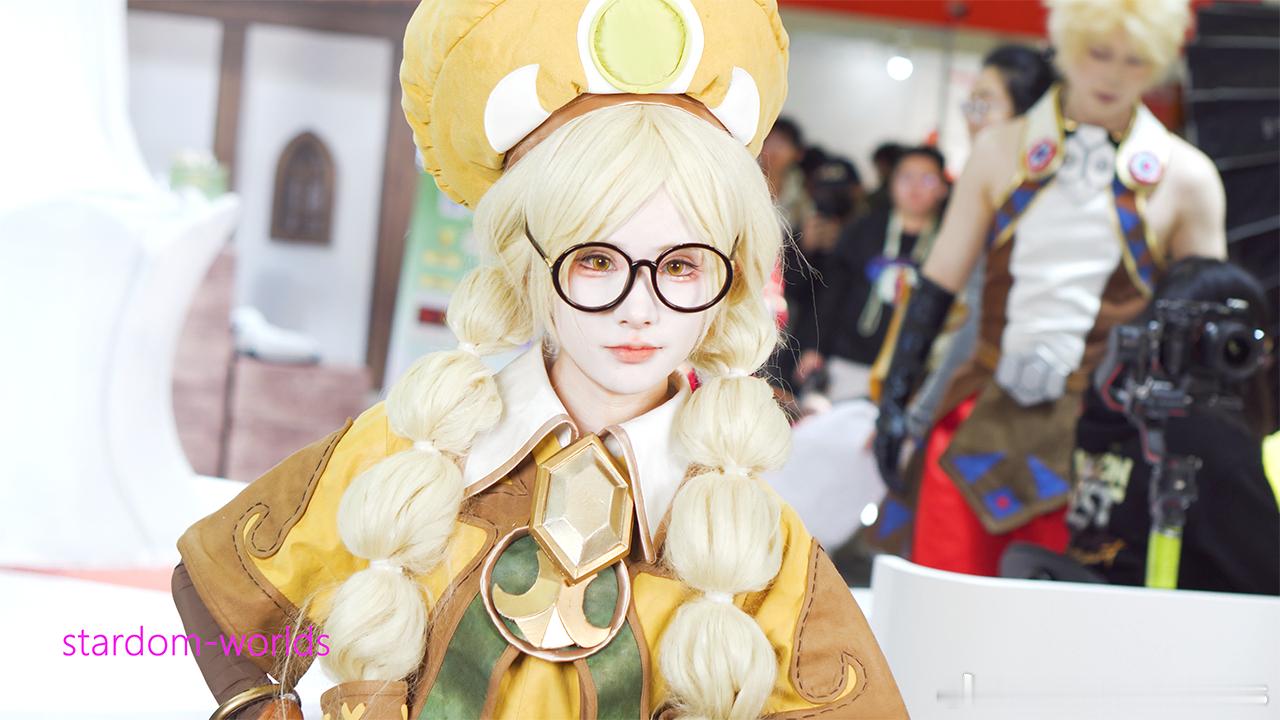 cosplay龙之谷广州漫展 可爱萌妹 龙之谷学者 cos 萤火虫漫展37th 