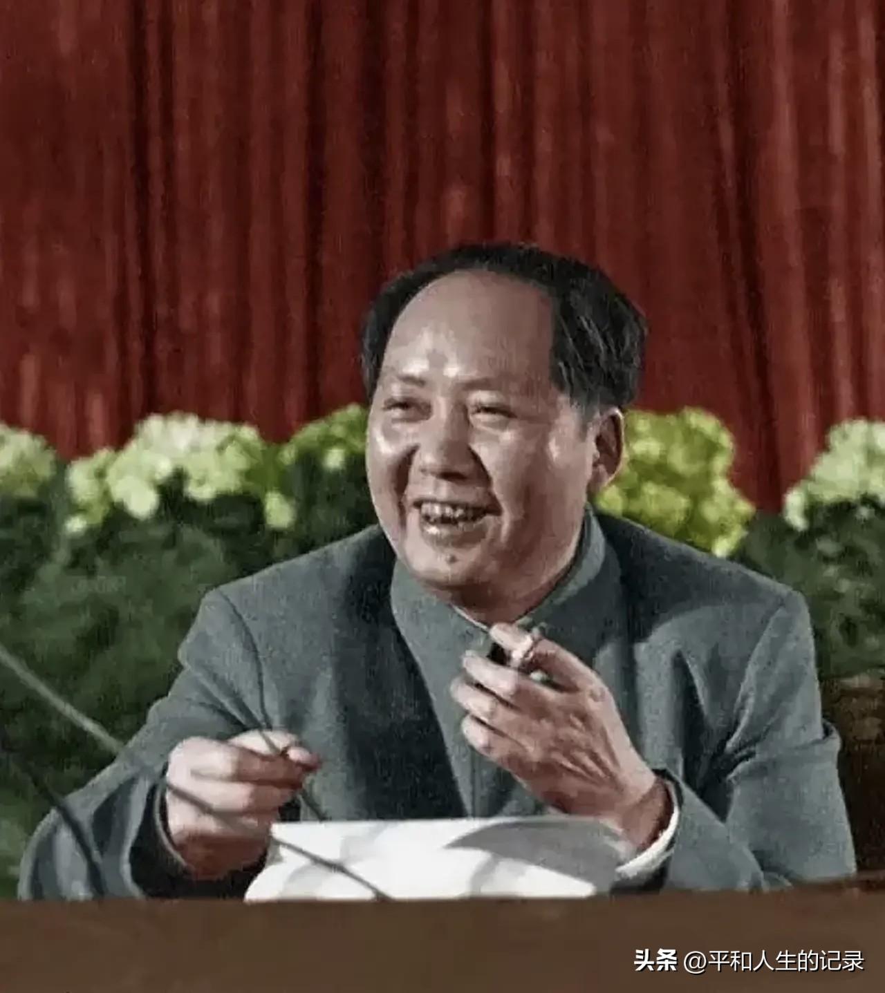 深切怀念伟大的领袖，敬爱的导师，人民心中的红太阳---毛主席永垂不朽！
毛主席永