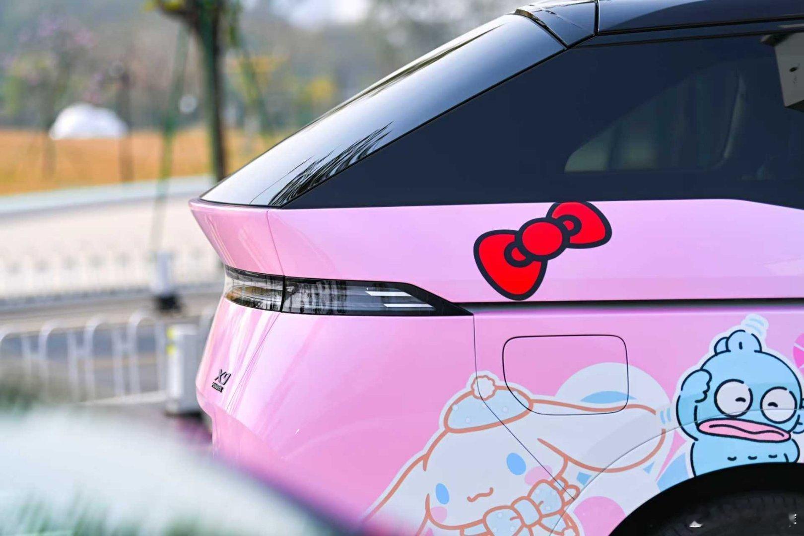 万众聚焦，MPV“新物种”如何破圈吸粉！小鹏X9超级增程，六大硬核实力，吸引年轻