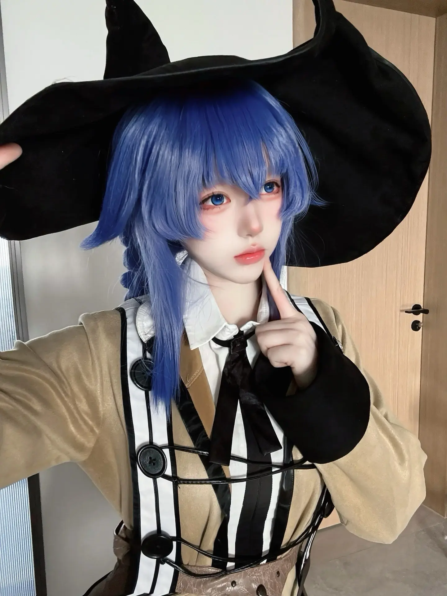 蓝妈妈。