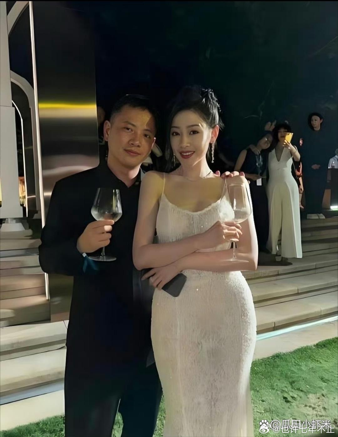 张天爱身材好绝，你们羡慕吗 ​​​