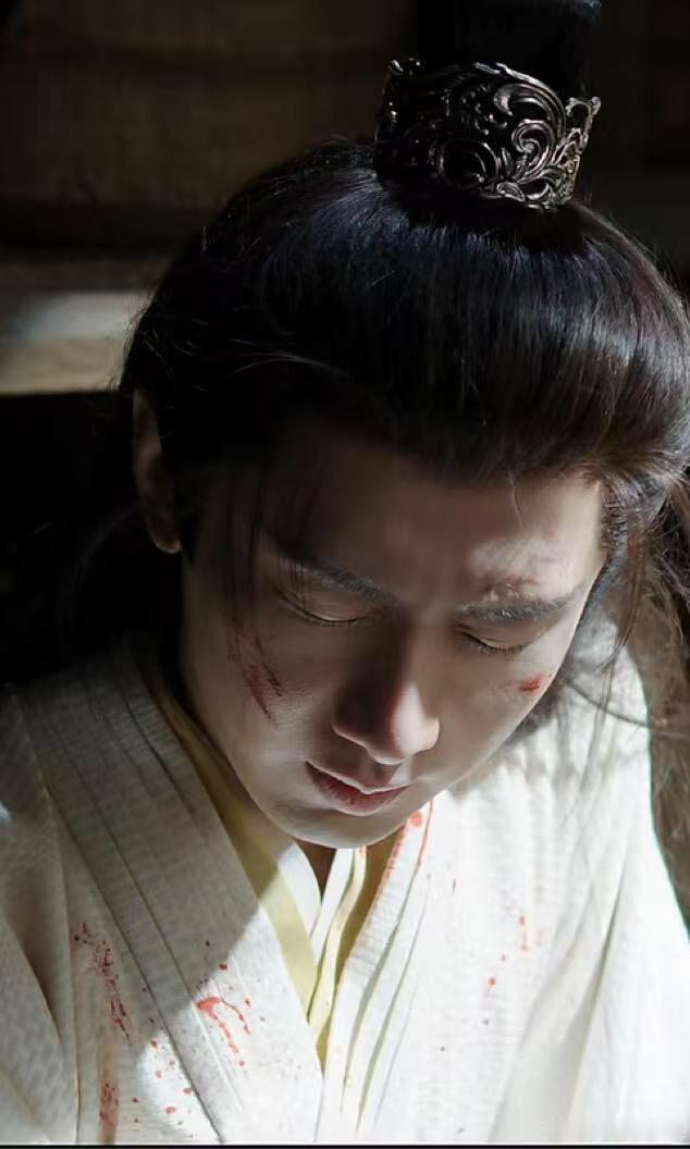  成毅新剧真的实现了做一休四 谢淮安这作息谁不馋！搞事业48小时休四天，打工人看