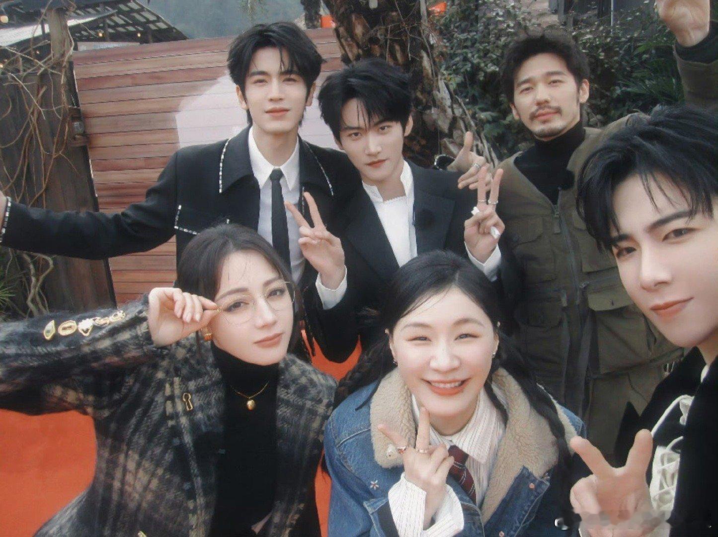 开始推理吧 接原班人马还是希望热巴能在啊……完全是必不可少的一部分不要拆散赫丽摸