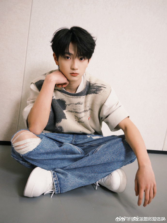 穆祉丞一句话让兄弟V50 穆祉丞这魅力没话说，一句话就能让兄弟们行动起来，这好人