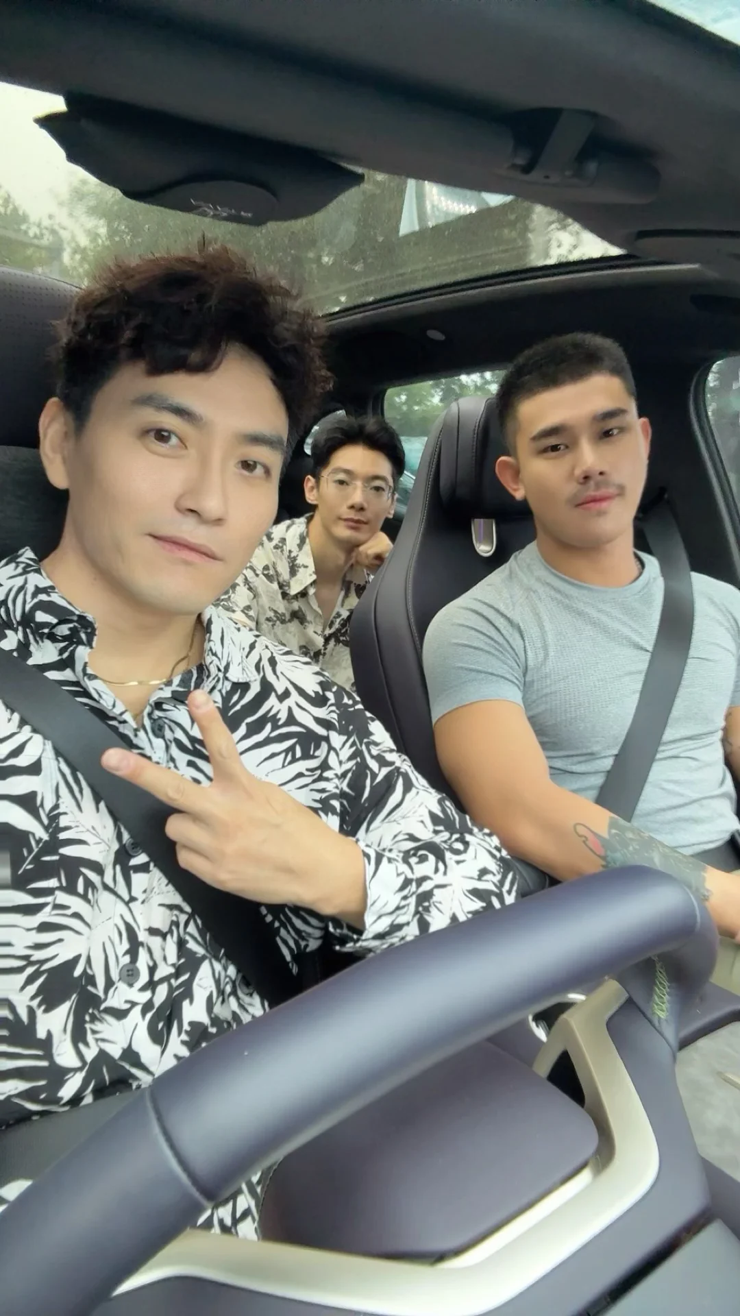 我的小塔迎来了第8️⃣位乘客和第9️⃣位乘客