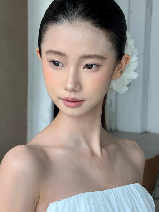 野生淡妆