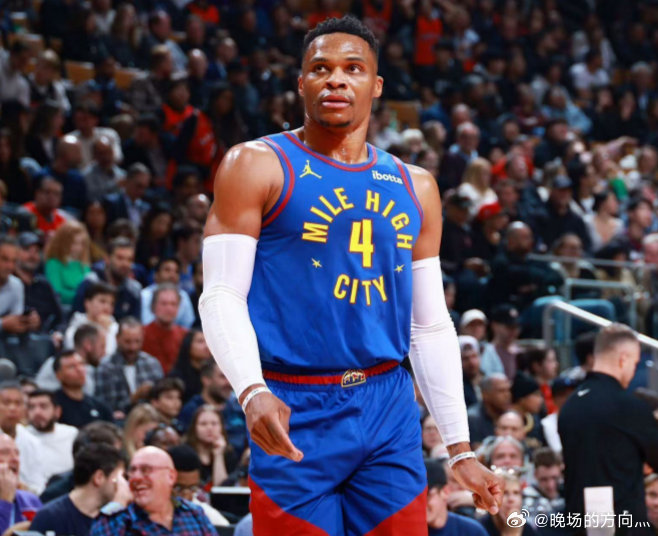 记者爆料掘金更衣室矛盾！威少妻子发文怒喷，戈登回应：太扯淡了NBA季后赛西部半决