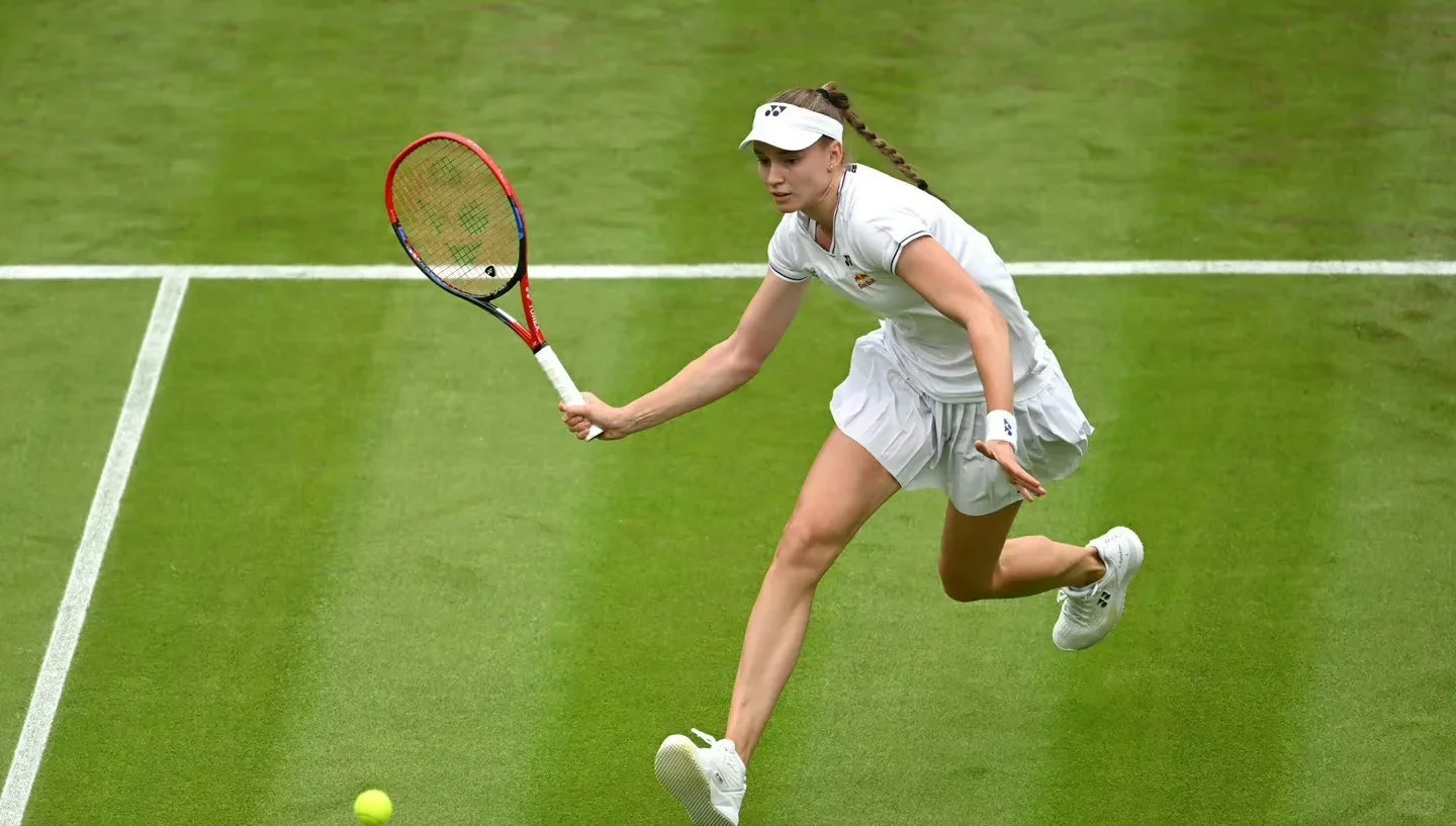 莱巴金娜轰出36记制胜分横扫晋级16强