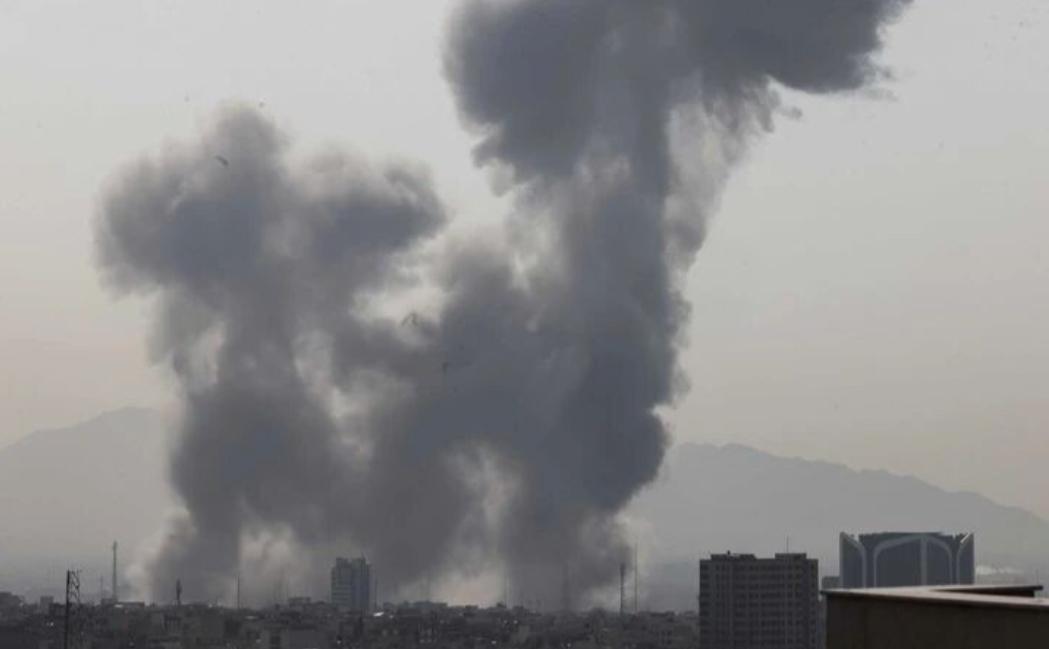 第三套萨德，打掉了！阿联酋两套已废，约旦这套刚刚被伊朗导弹点名命中，美军全球8套