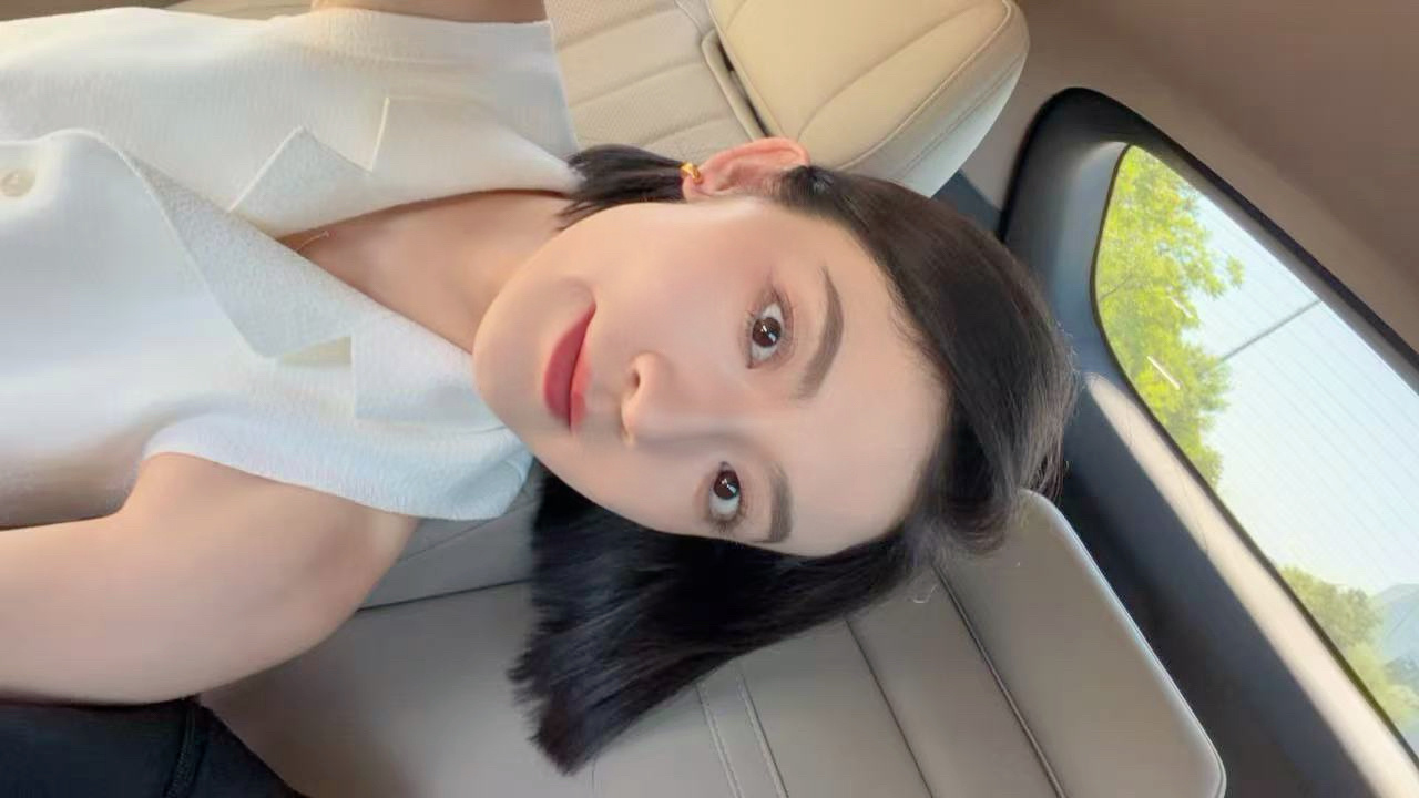 好久没发照片了嘻嘻