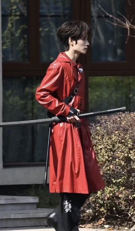 井胧咖啡机放一年长毛了井胧想在节目秀拉花，结果咖啡机放一年直接长毛，咖啡师秒下岗