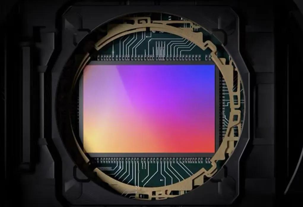 vivo X100系列上的Vario-Apo-Sonnar长焦还是很让人期待的，