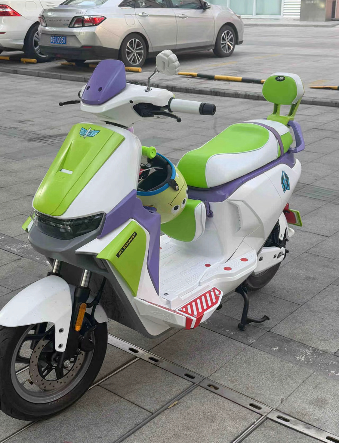 巴斯光年电动车这个我是真想要 ​​​