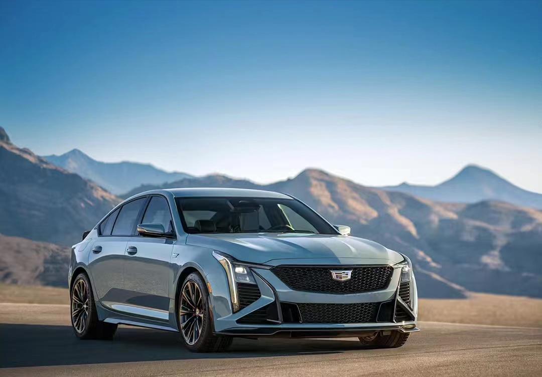 又一性能神车？凯迪拉克全新CT5-V/CT5-V BLACKWING亮相！这个颜