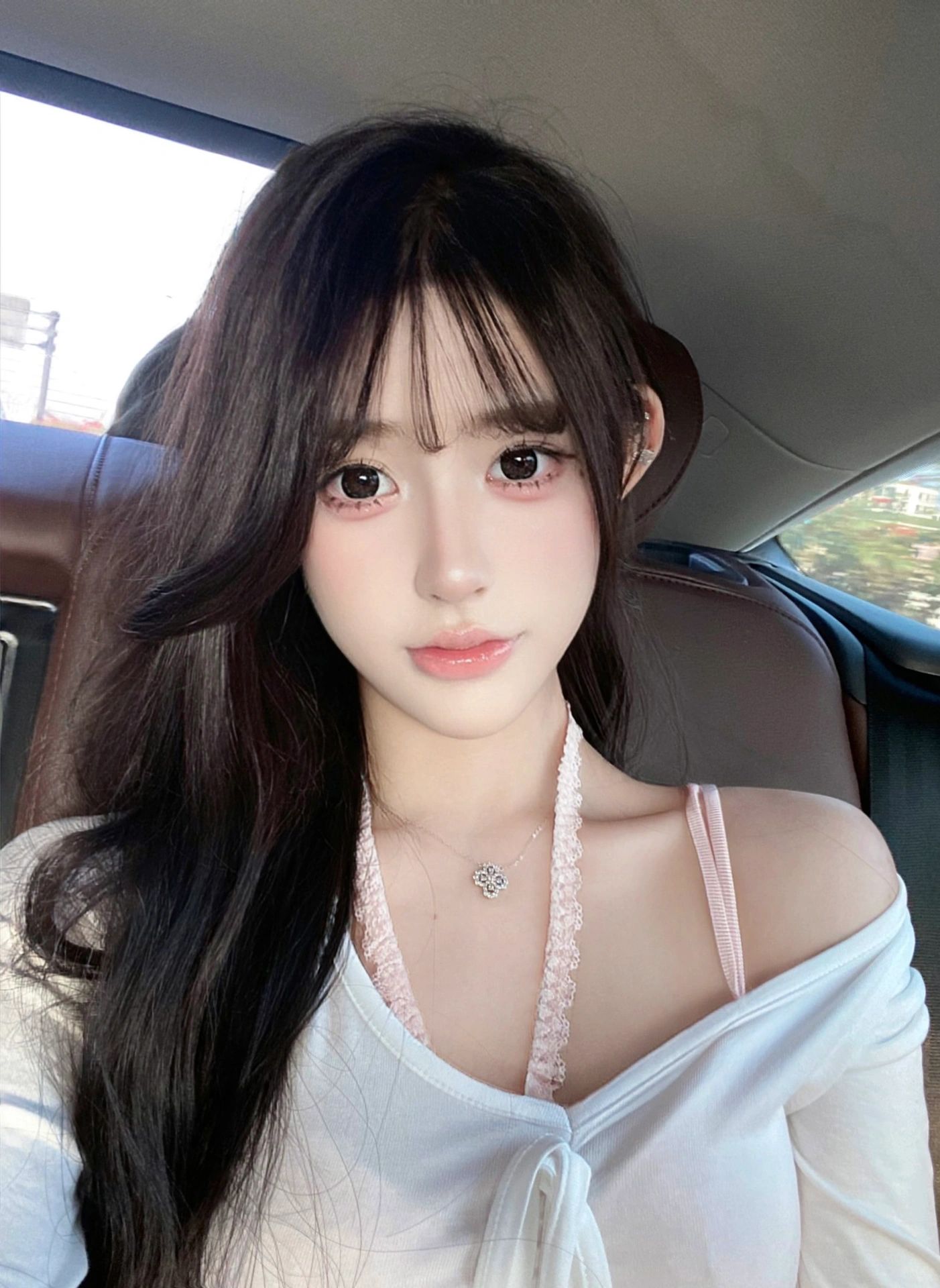 都说我身上一股玫瑰香