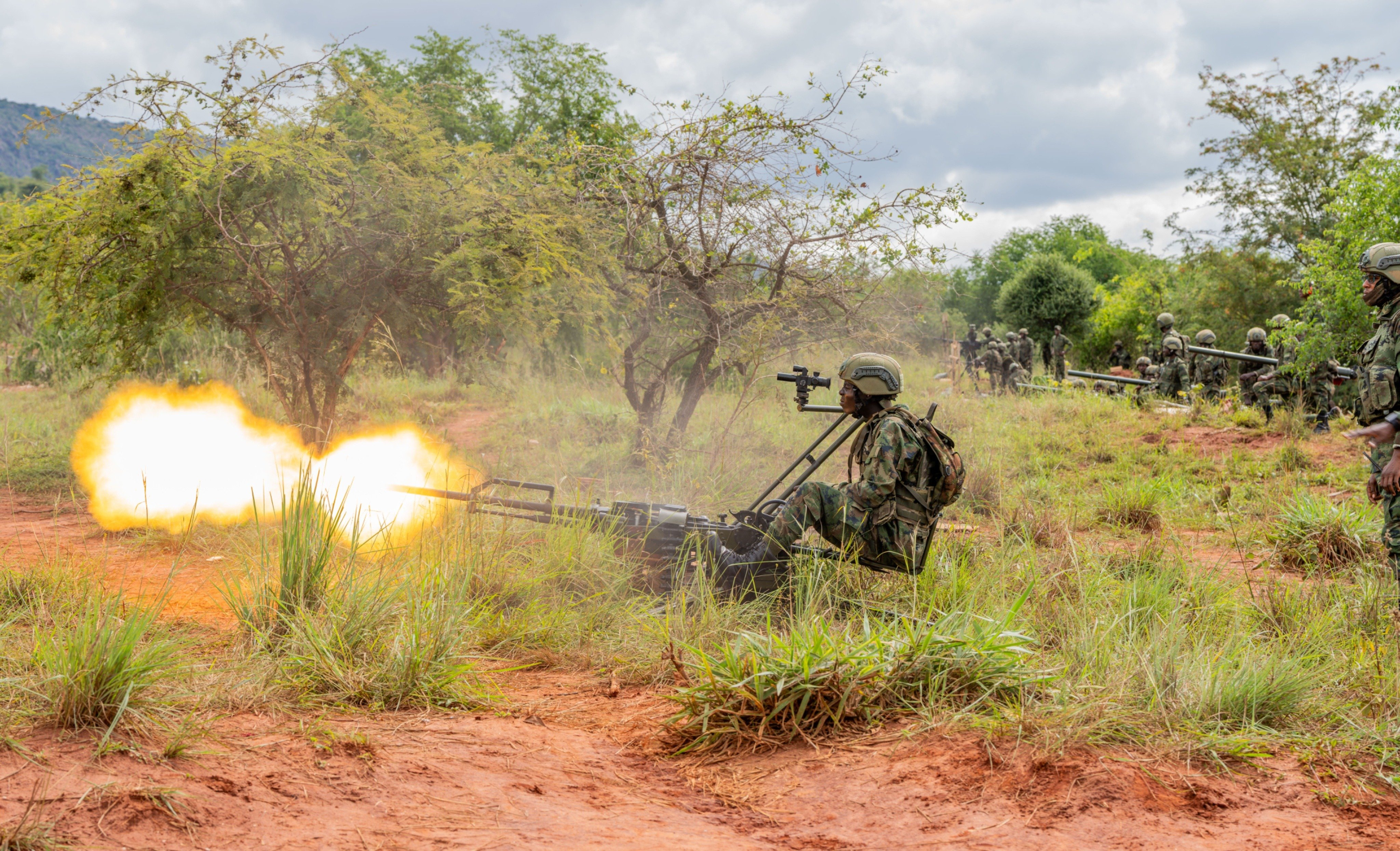 每天认识一件兵器 卢旺达装备的02式14.5mm高射机枪 