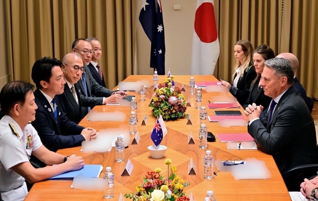 70亿军舰订单砸下，日本军工被卡脖子，中国反制真动手了。

就在4月18日，日本