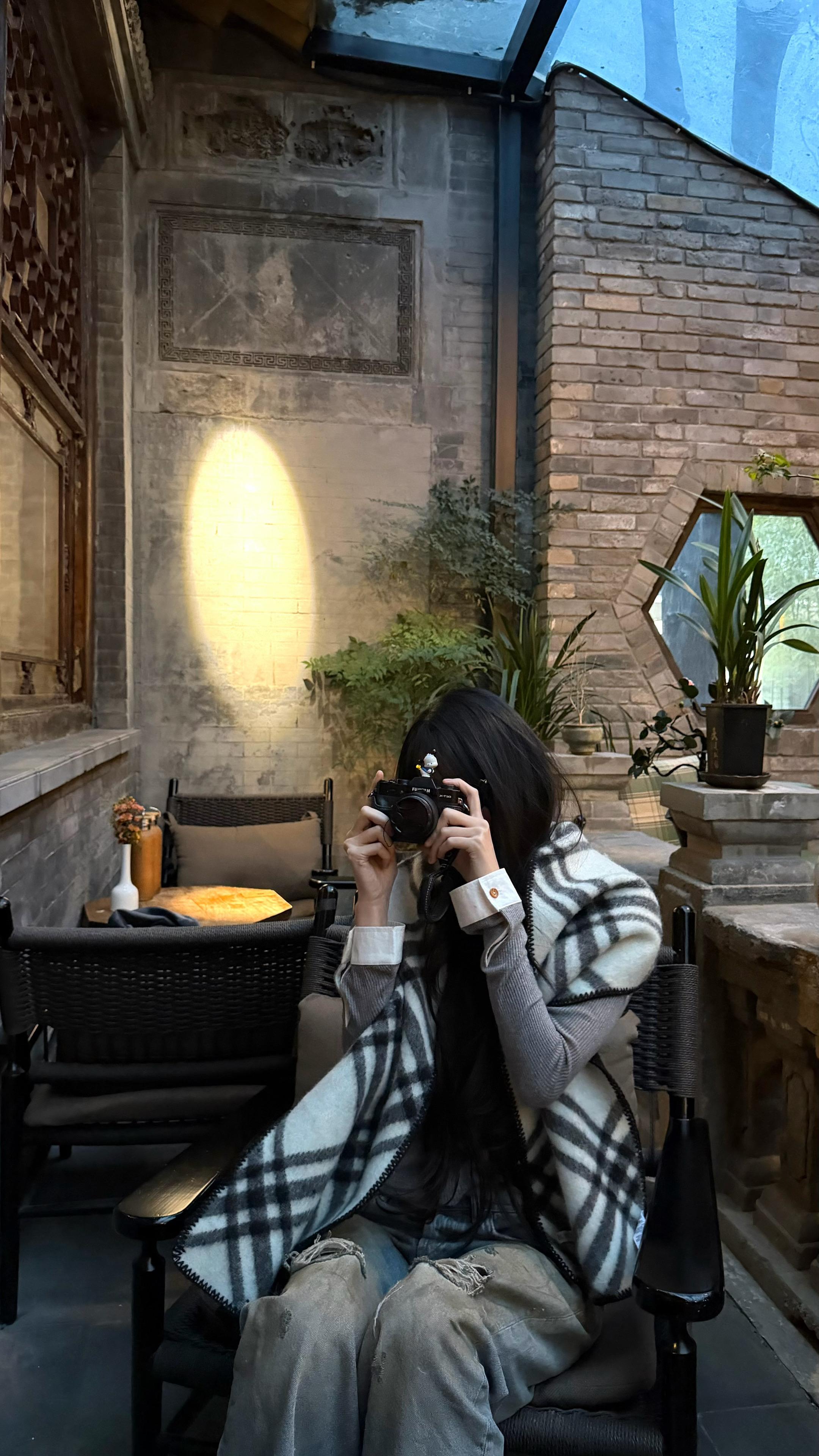 生命里的有些缘分 到底是幸运还是诅咒 悬在头顶的达摩克利斯之剑 我请求...