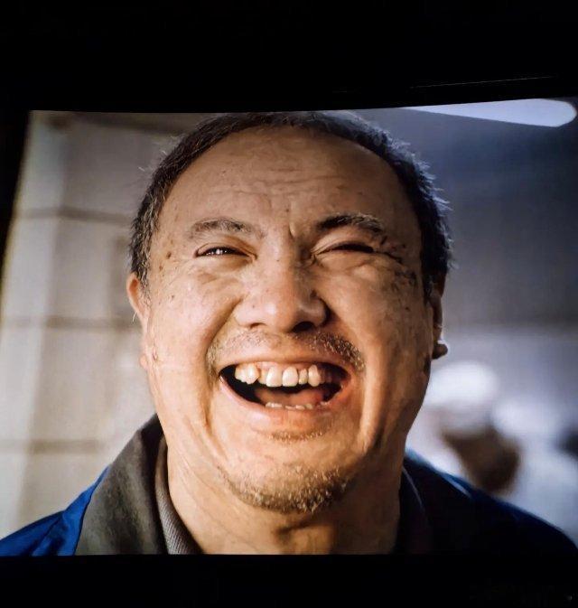 龙餐馆最大的败笔就是选角沈腾这个角色明眼人都看得出来是给徐峥定制的，不是徐峥出事