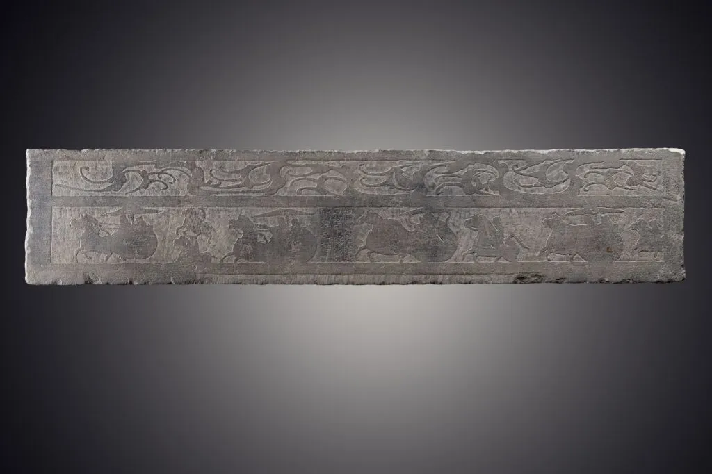 郭仲理墓门楣画像石