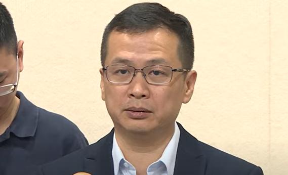 小红书遭封一年！罗智强预言：下个是抖音和淘宝

针对“小红书”遭台当局禁用，国民