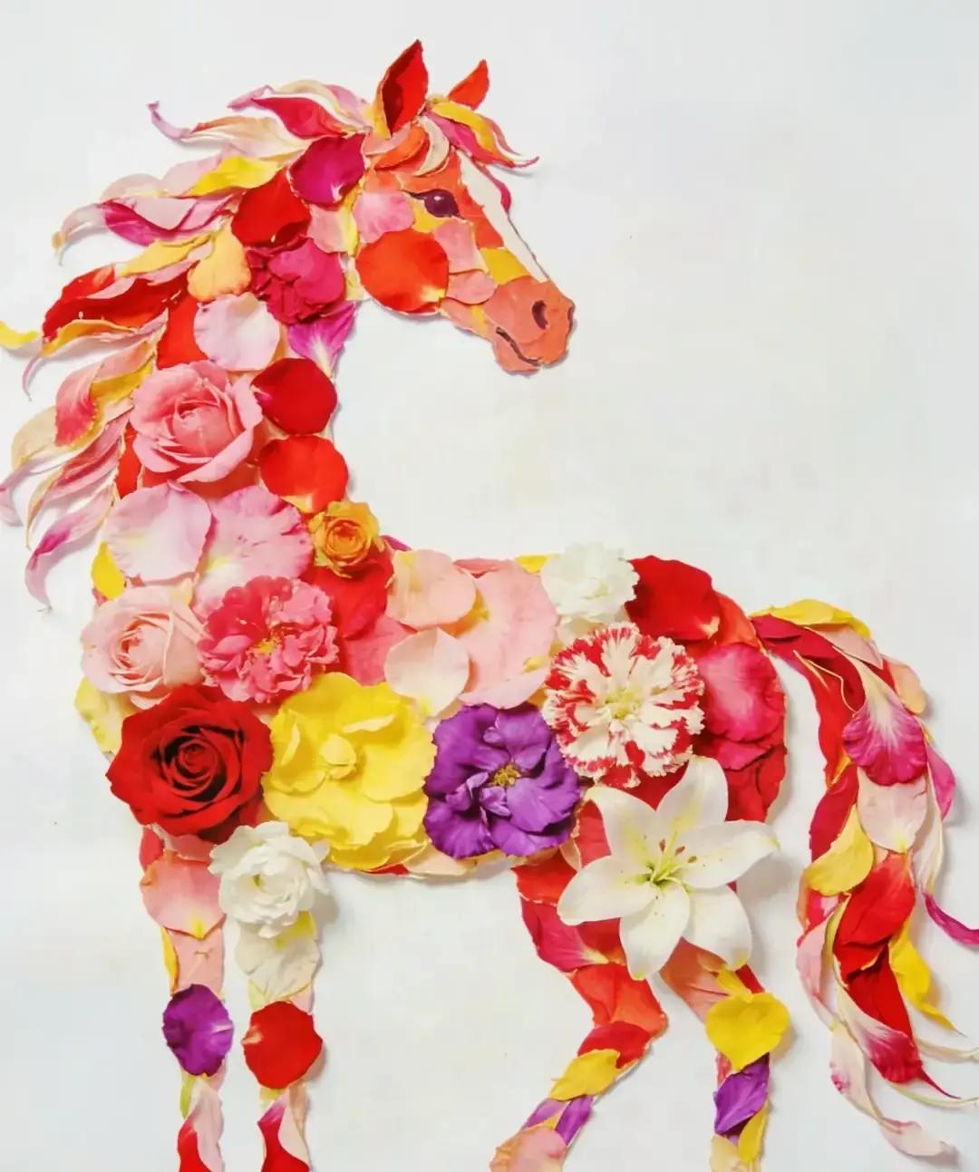 刷到“王姨”又上热搜，心里五味杂陈。

一位农村大姐，年轻时白天种地夜里踩缝纫机