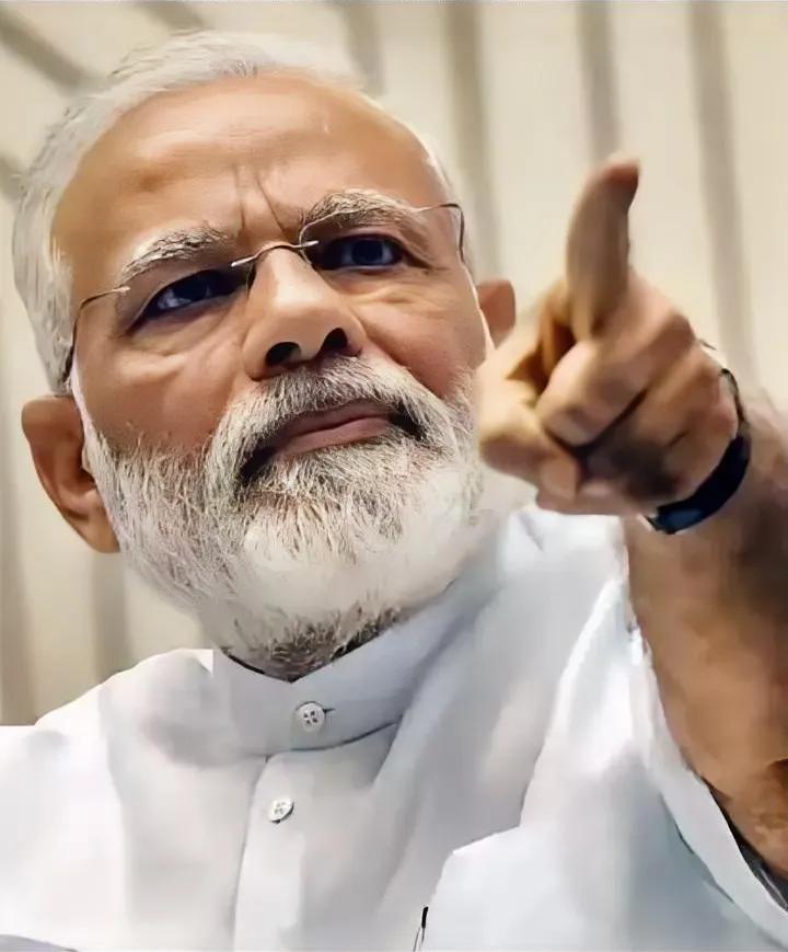 印度刚松绑准入，惠科就急着扎进去：出钱、出技术，只拿26%股份，印方74%绝对控