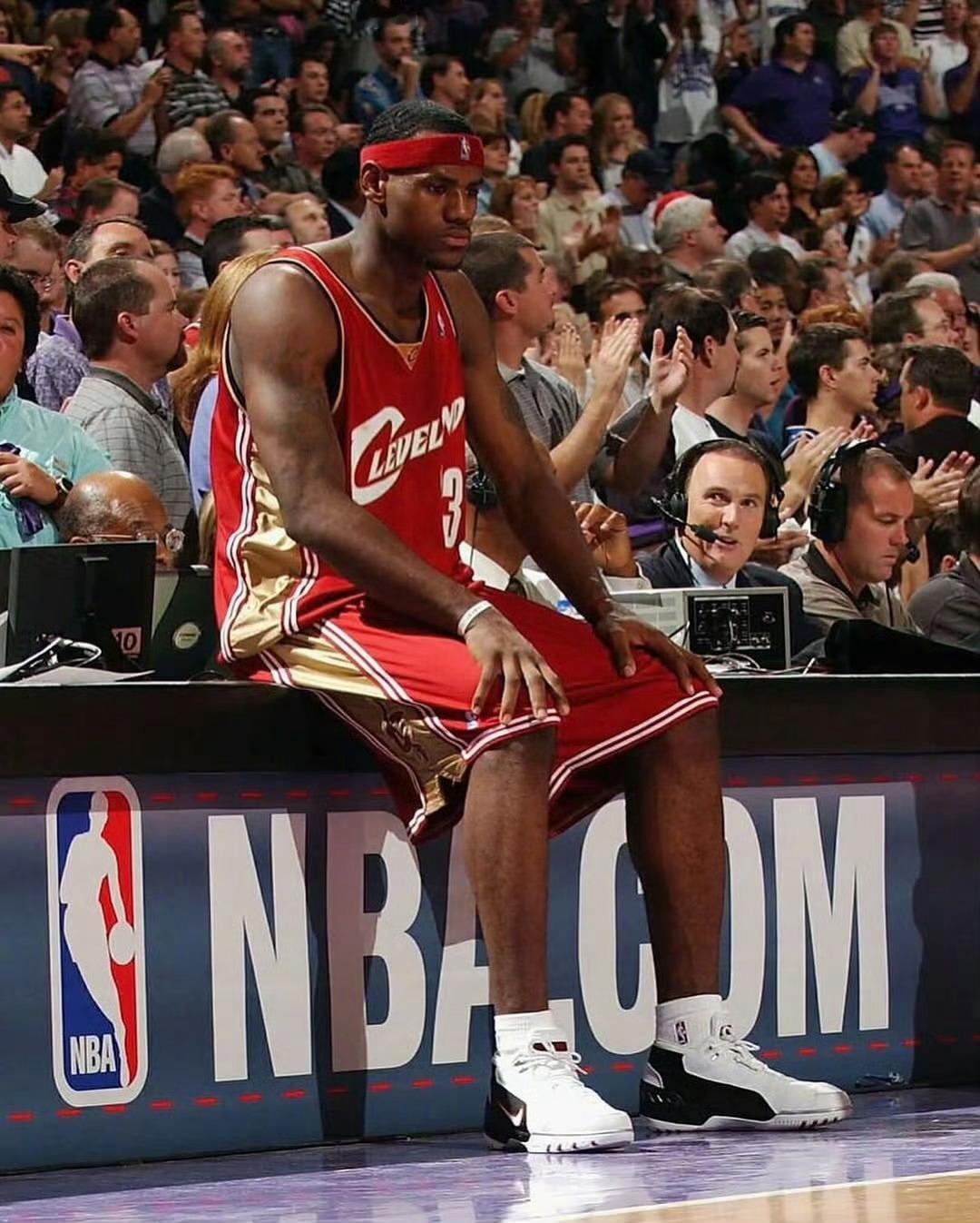 骑士詹姆斯nba 老照片回顾[照相机]呆若木鸡.jpg[doge] ​​​