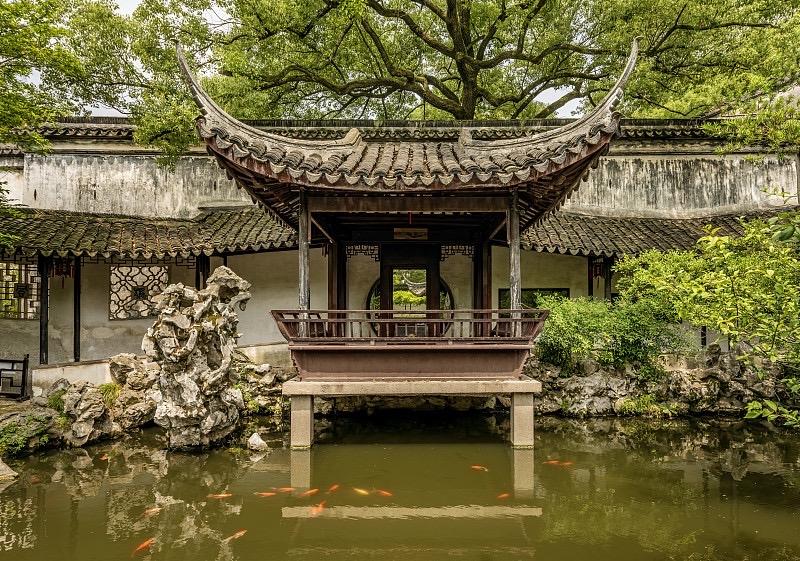 这是我家乡的一些风景，小桥流水、古意盎然，藏着最地道的江南味道～ 猜猜这是苏州吴