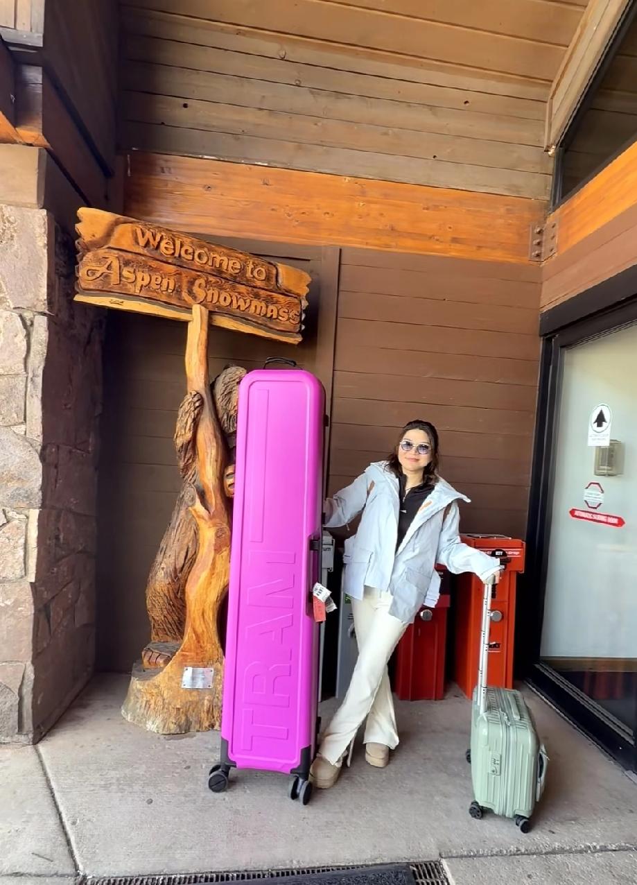 杨天真也太好笑了。

在美国上学，遇到了下大雪，兴奋的她直接带上了全套装备奔赴雪