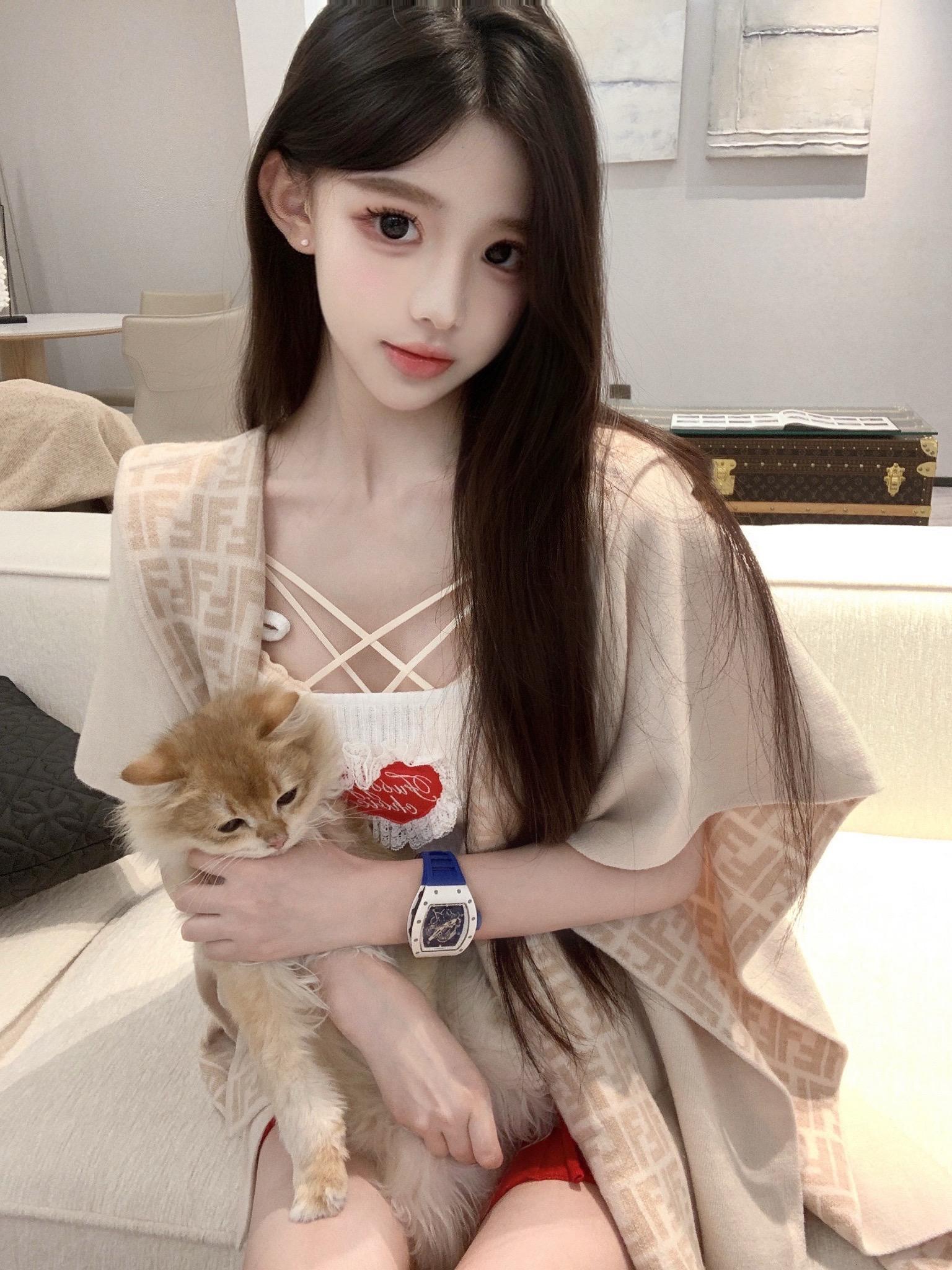 世界应该一直春天和到处小猫