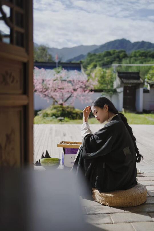 汉服不一定炸街 自己穿着舒服最要紧