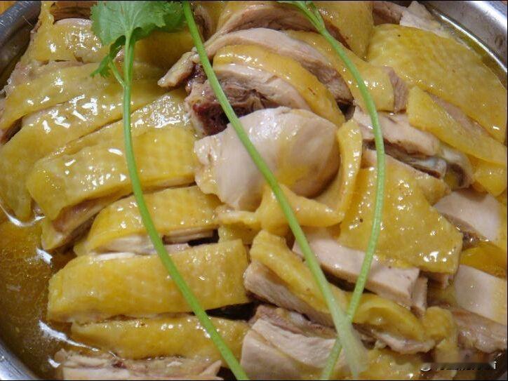 海南文昌鸡比之两广白斩鸡如何?广东风味白斩鸡