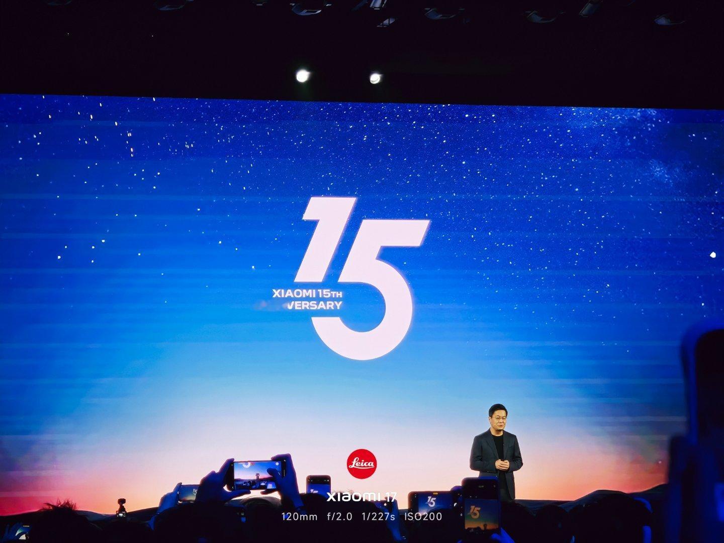 今年小米做了挺多事儿当然芯片还是最重要的有了自己的芯片以后生态布局操作自由度会高