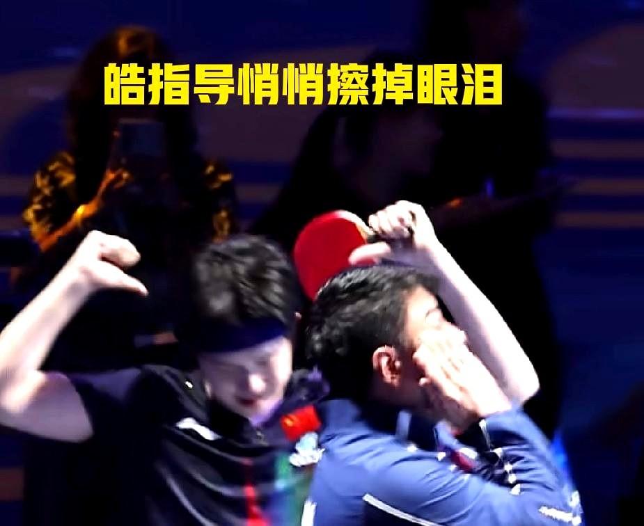 看他打松岛辉空那场，我鼻子一下就酸了。
现在的头头，真像个孤勇者。

哥哥们转身