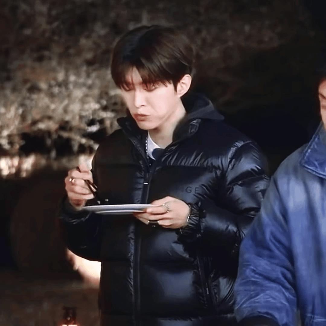 小白好霸道啊“只准吃我的”就看范丞丞kuku炫 